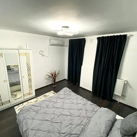 2 Cu Intrare Separata- Gara De Nord 