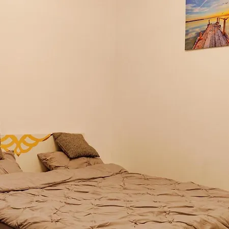 Apartment 2 Cu Intrare Separata- Gara De Nord 