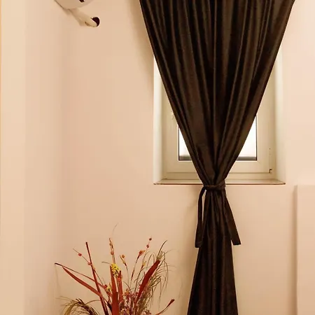 2 Cu Intrare Separata- Gara De Nord 