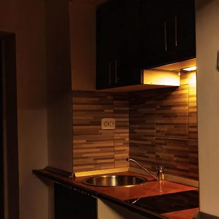 2 Cu Intrare Separata- Gara De Nord 