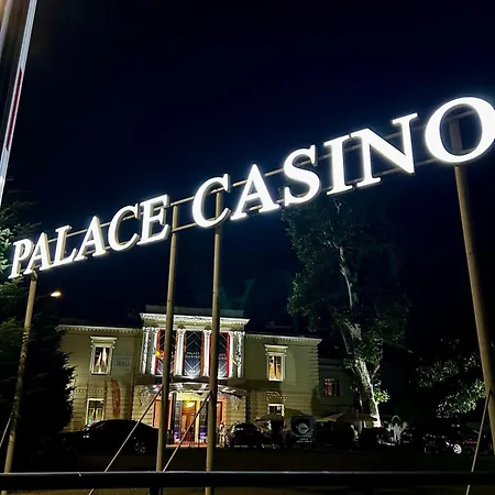 2 Cu Intrare Separata- Gara De Nord 