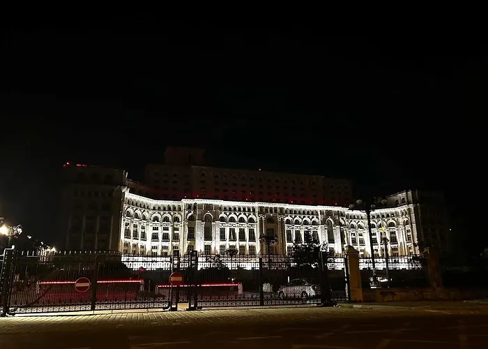 2 Cu Intrare Separata- Gara De Nord 