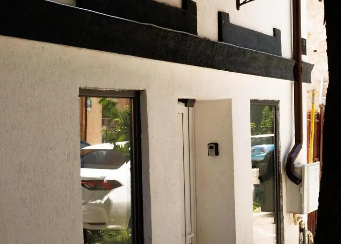 2 Cu Intrare Separata- Gara De Nord 