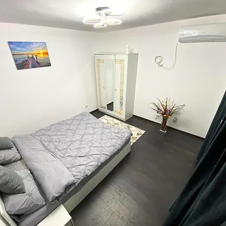 2 Cu Intrare Separata- Gara De Nord 